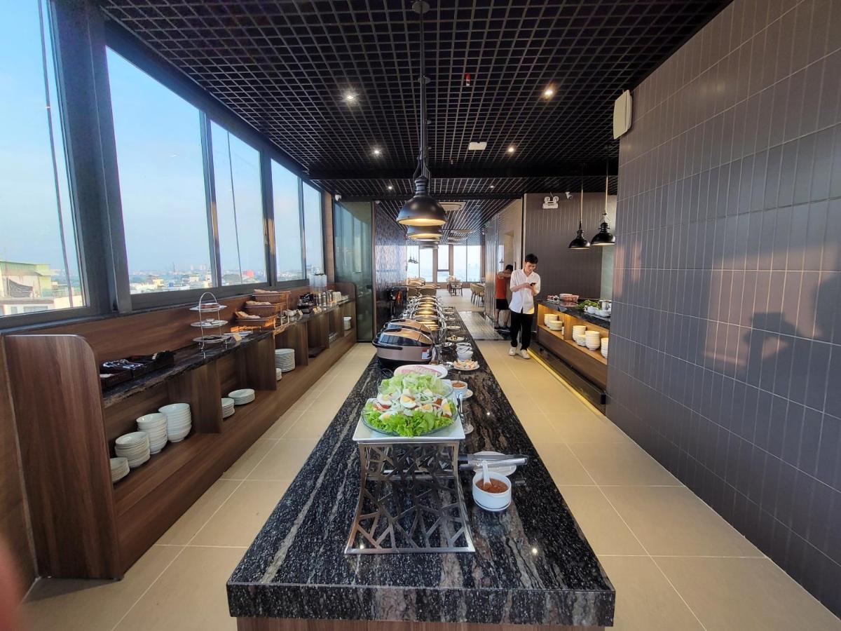 Thanh Long Hotel - Bach Dang Хошимин Экстерьер фото
