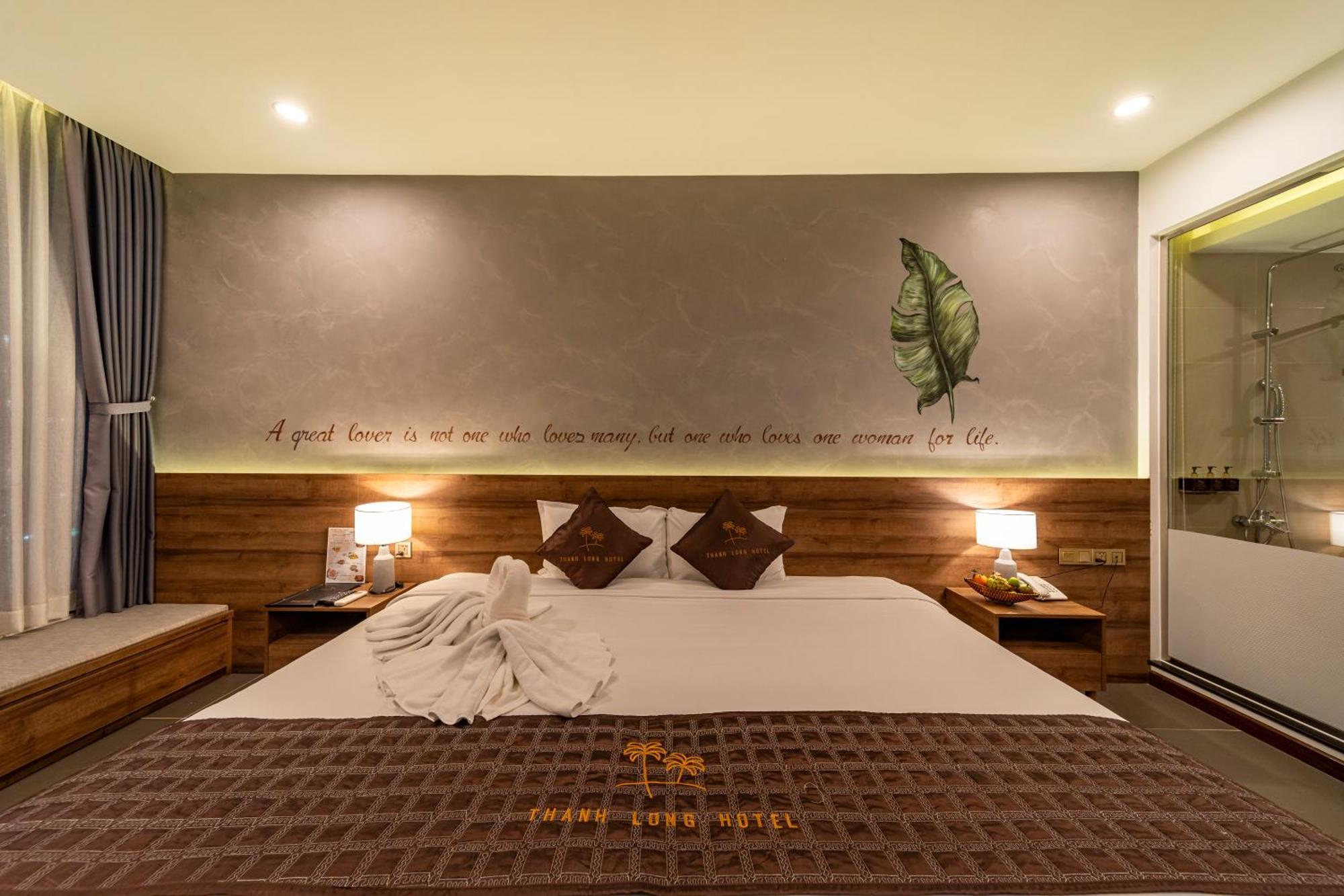 Thanh Long Hotel - Bach Dang Хошимин Экстерьер фото
