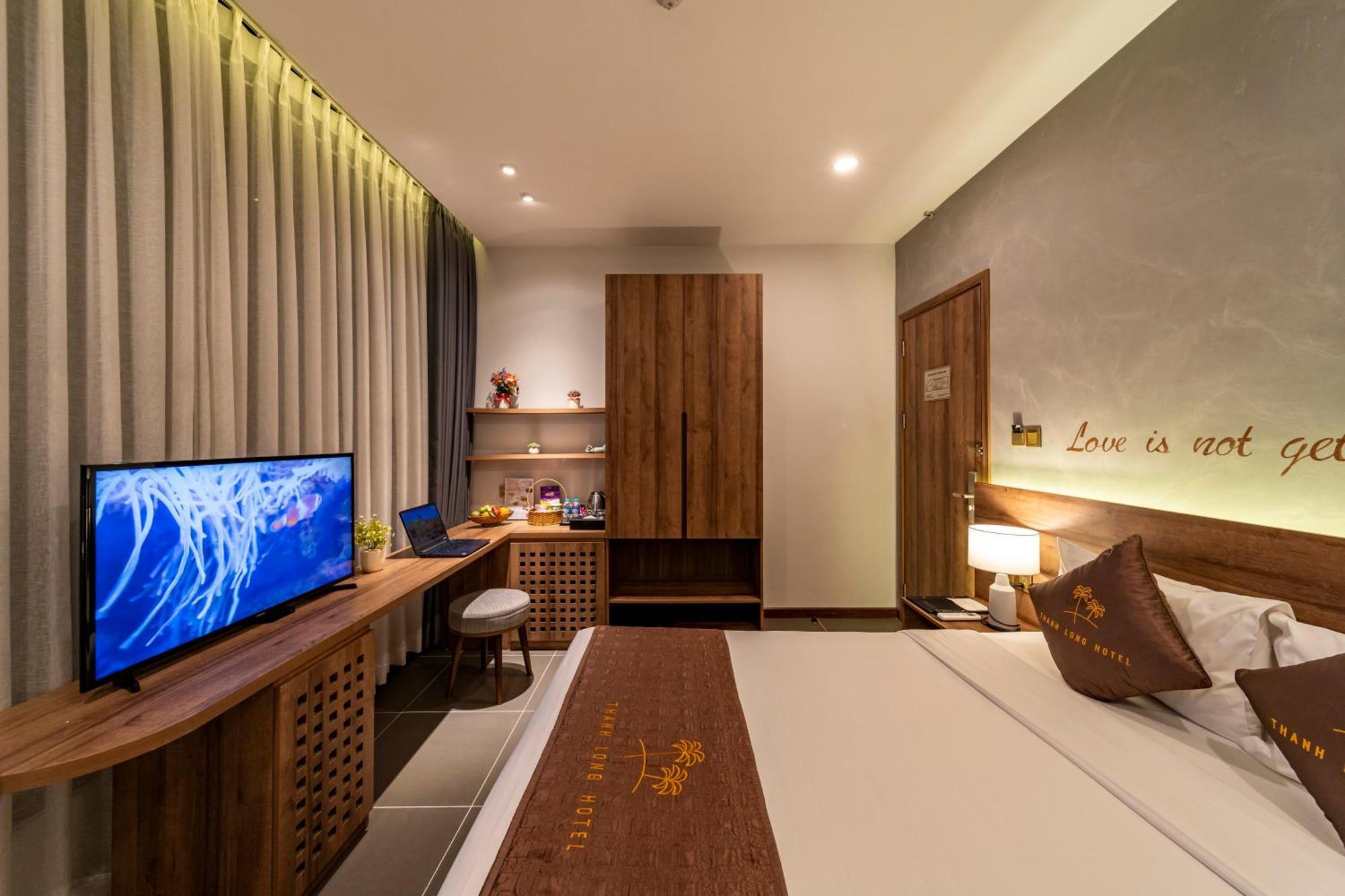Thanh Long Hotel - Bach Dang Хошимин Экстерьер фото