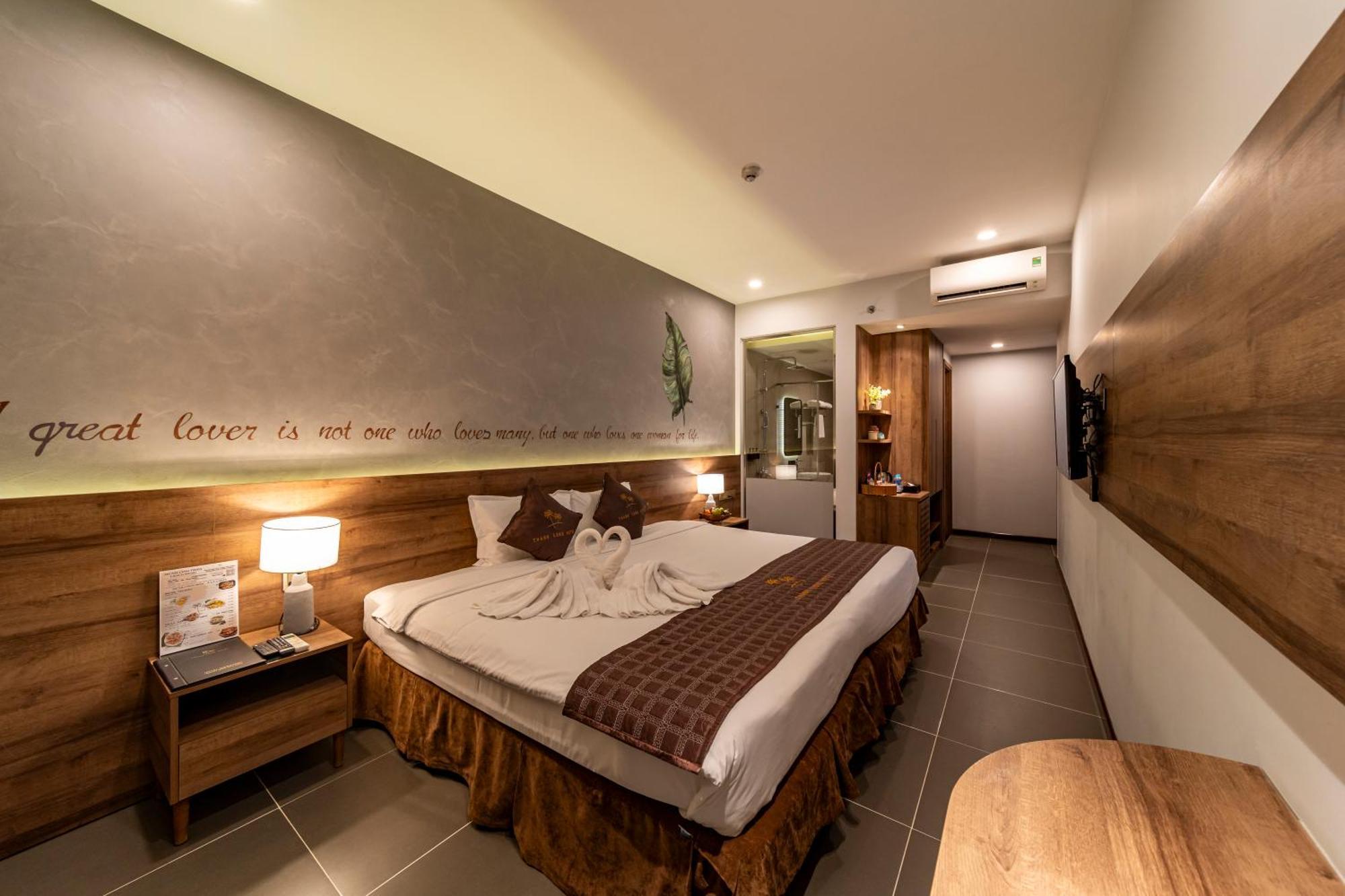 Thanh Long Hotel - Bach Dang Хошимин Экстерьер фото
